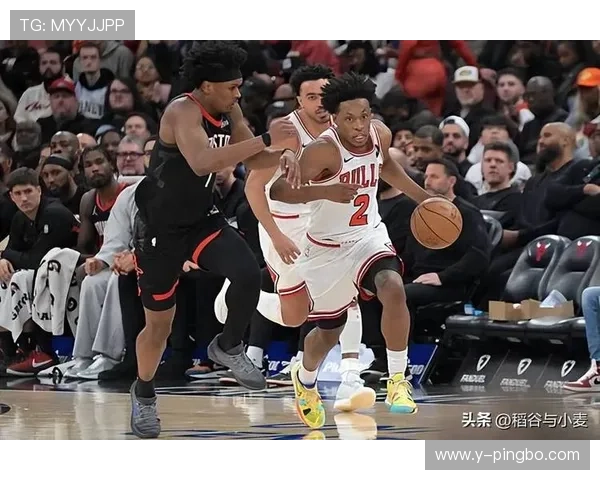 米卡尔·布里奇斯高效无球跑位拉开防线提升球队三分威胁