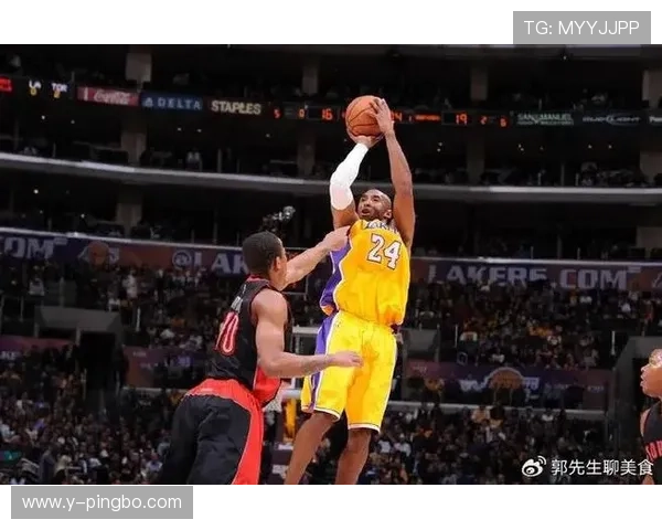 科比突破终结能力提升关键时刻输出拉开对手防线差距